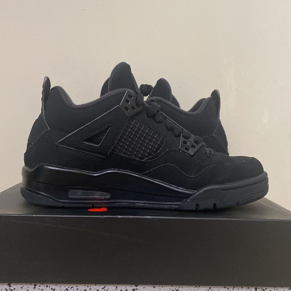 Air Jordan 4 Retro Blacks Cat size 6 mens - Picture 2 of 7